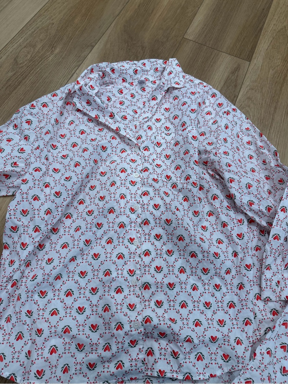 Old Navy White and Red heart Floral Pajama Set - 100% Cotton - Picture 3 of 9